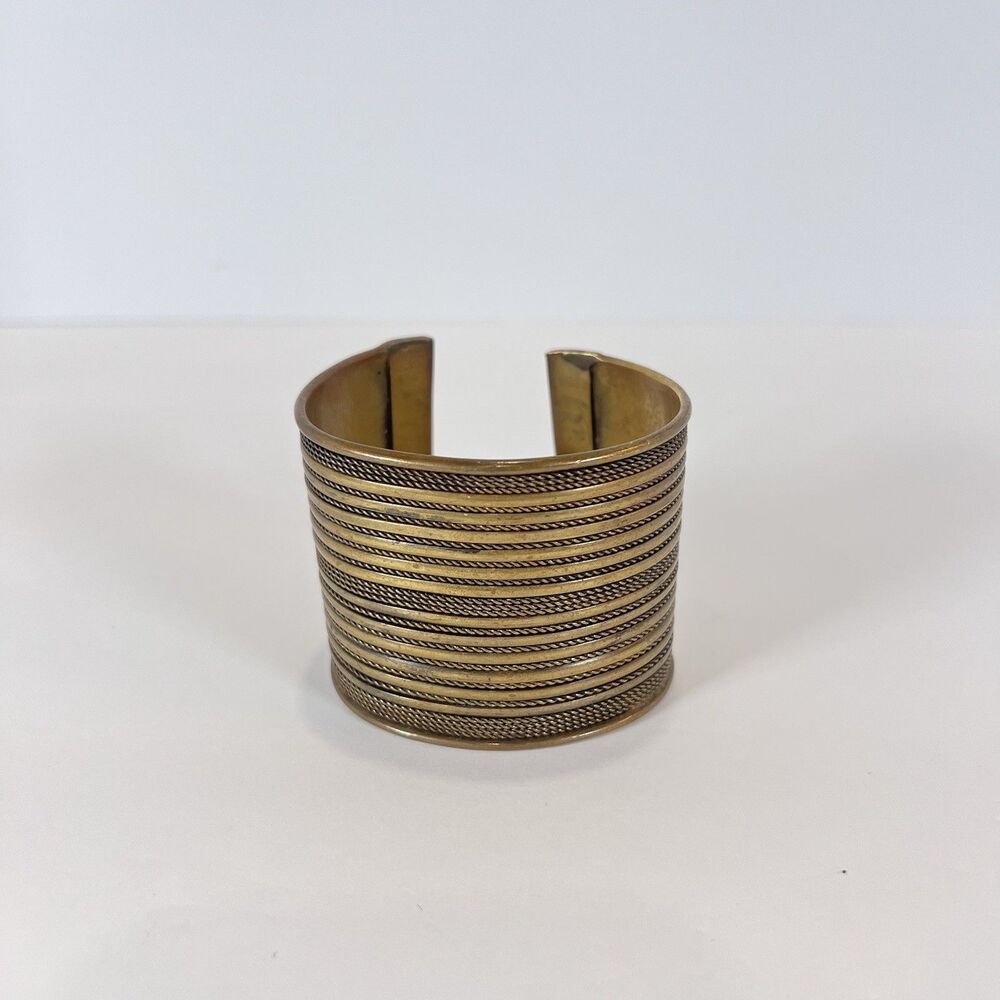 vintage‎ Solid brass cuff bracelet With Patina. Roped Pattern. Bohemian Style